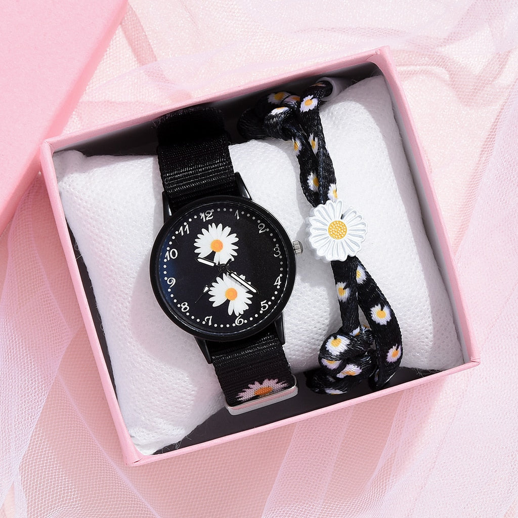 Girl Luxury Watch Women New Fashion Embossed Flowers Small Fresh Printed Belt Dial Watch Female Student Quartz Watch relogio