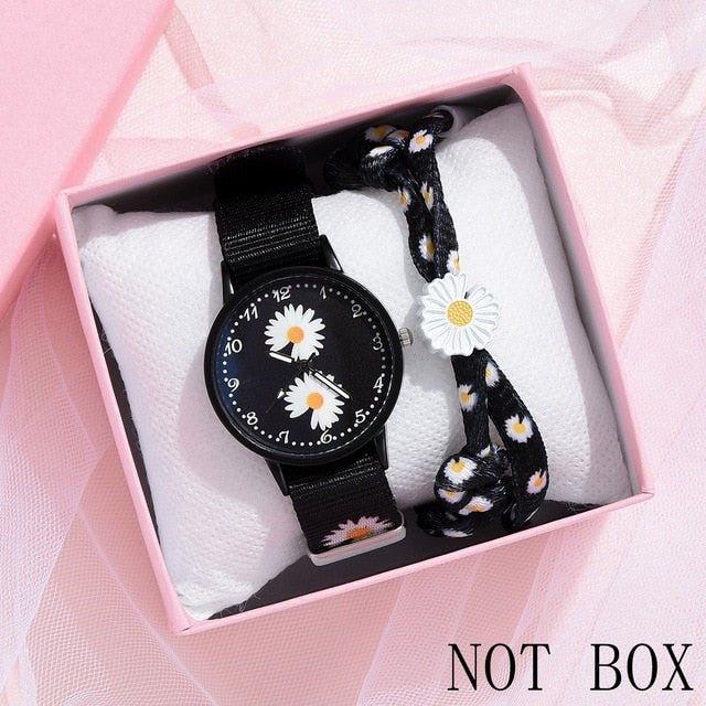 Girl Luxury Watch Women New Fashion Embossed Flowers Small Fresh Printed Belt Dial Watch Female Student Quartz Watch relogio
